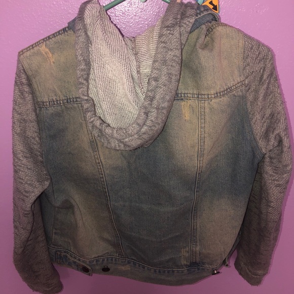 Jean jacket/ hoodie - Picture 3 of 3